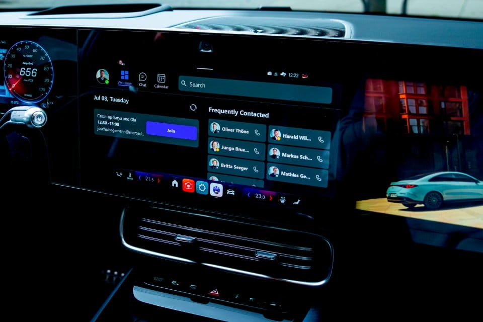 Mercedes-Benz and Microsoft Teams: Watch the Video on How to Join Video Calls While Driving with the New CLA