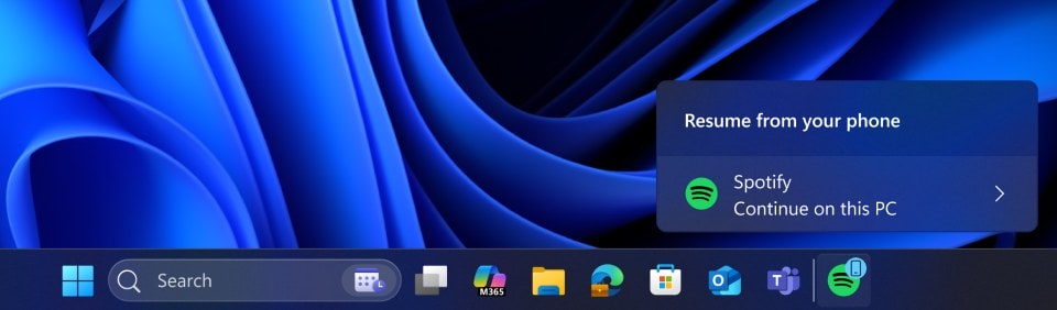 Microsoft Testing out Cool New Windows 11 "Cross-Device Resume" Feature That Puts Android Apps at Your Fingertips on your PC